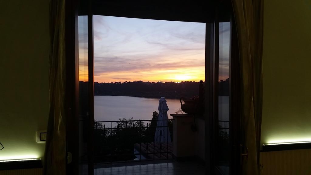 Hotel Villa Degli Angeli カステル・ガンドルフォ エクステリア 写真