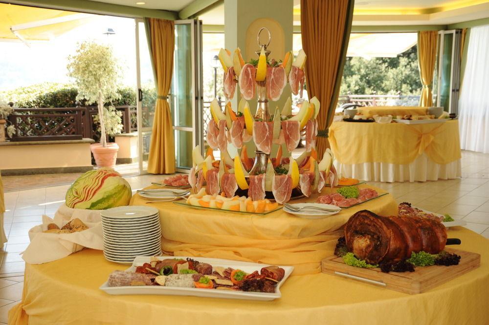 Hotel Villa Degli Angeli カステル・ガンドルフォ エクステリア 写真