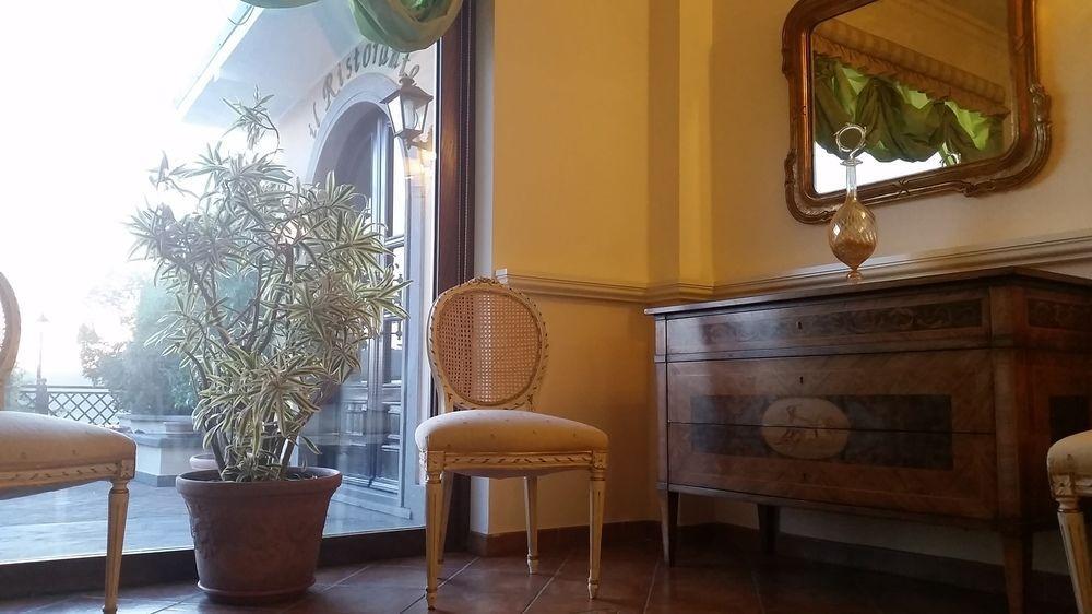 Hotel Villa Degli Angeli カステル・ガンドルフォ エクステリア 写真