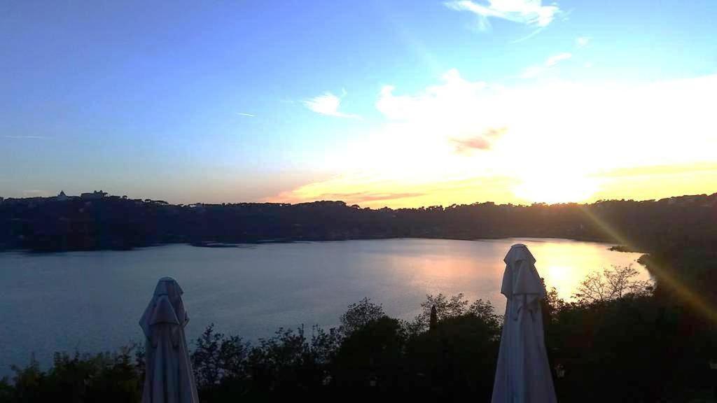Hotel Villa Degli Angeli カステル・ガンドルフォ エクステリア 写真